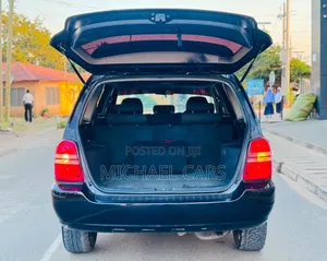 Toyota Kluger 2004 Black