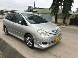 Toyota Corolla Spacio 2004 Silver
