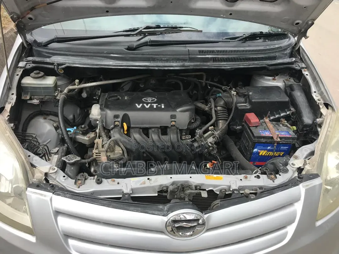 Toyota Corolla Spacio 2004 Silver