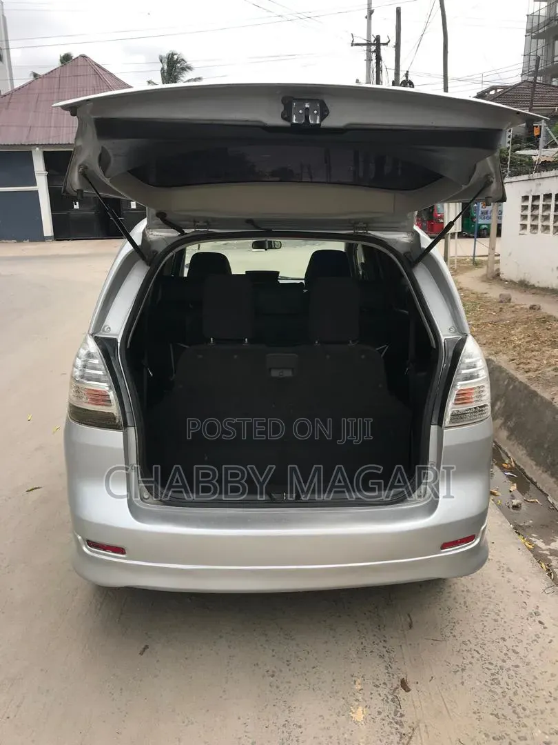 Toyota Corolla Spacio 2004 Silver