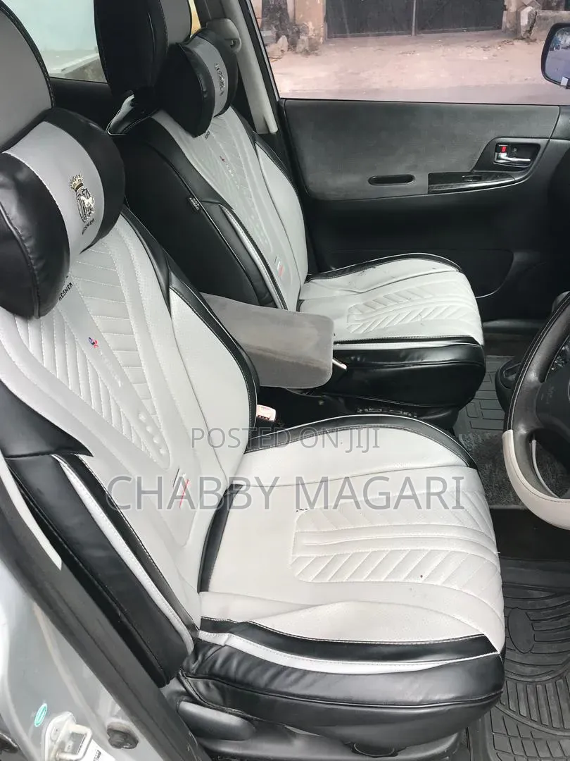 Toyota Corolla Spacio 2004 Silver
