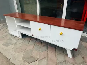 Showcase High Quality Color White and Brown