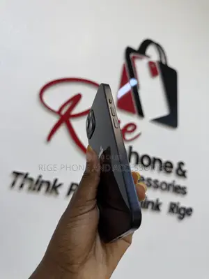Apple iPhone 13 256 GB Black