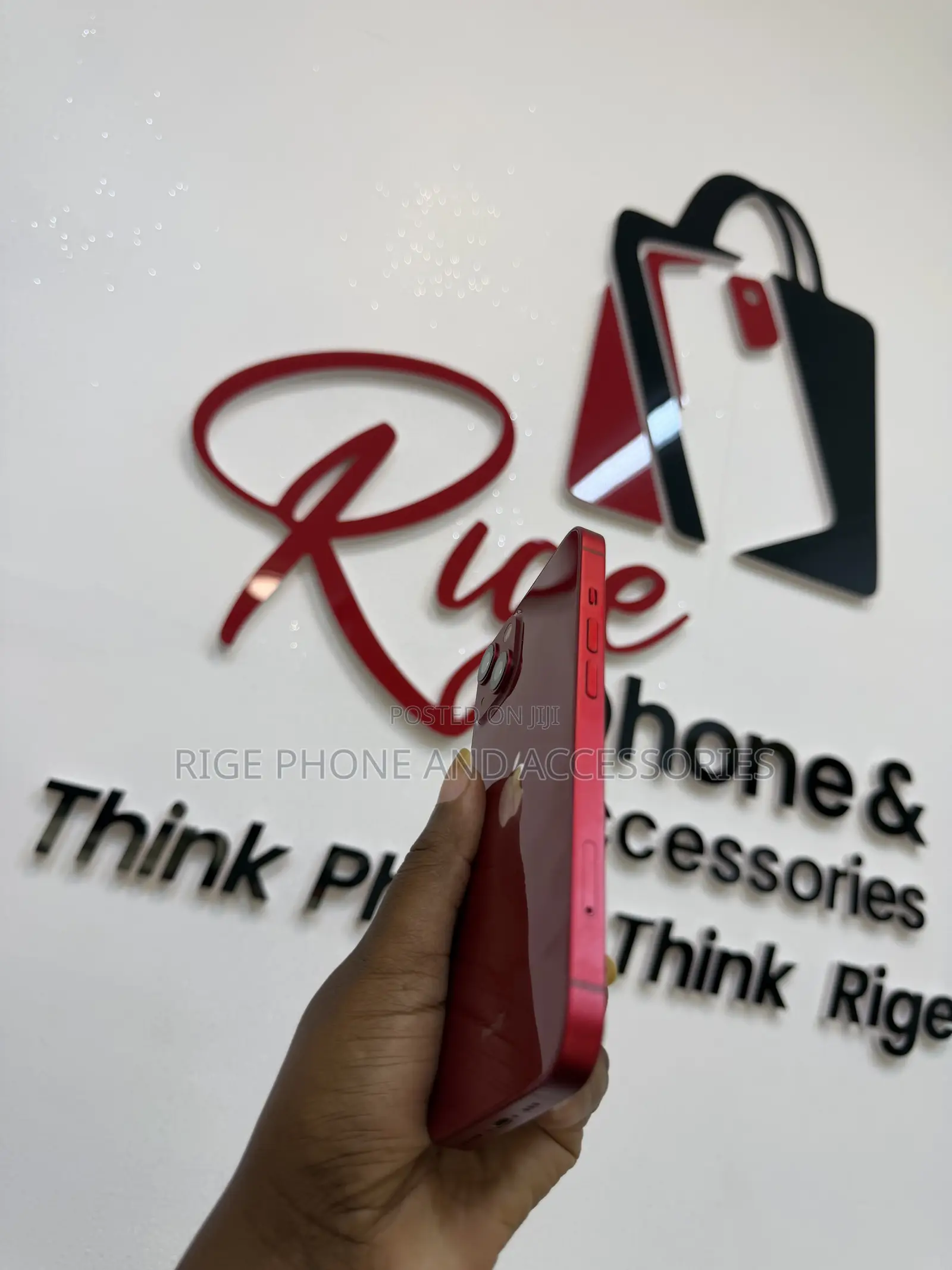 Apple iPhone 13 256 GB Red