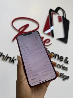 Apple iPhone 13 256 GB Red