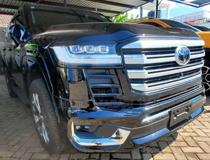 Toyota Land Cruiser 2025 Black