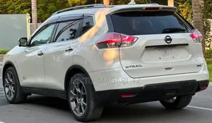 Nissan X-Trail 2015 White