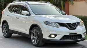 Nissan X-Trail 2015 White