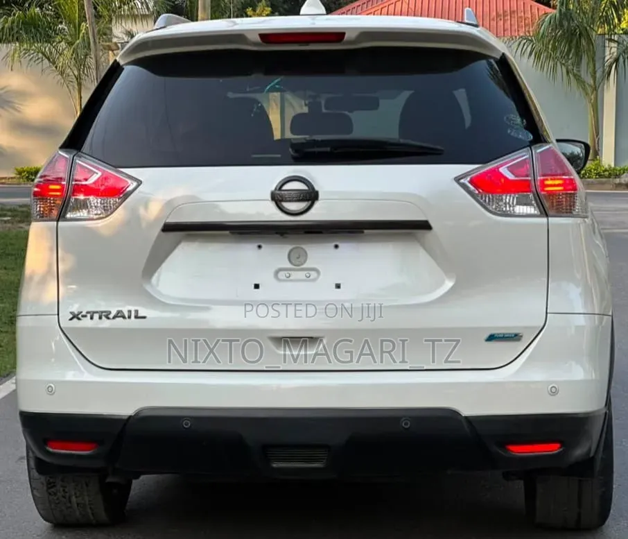 Nissan X-Trail 2015 White