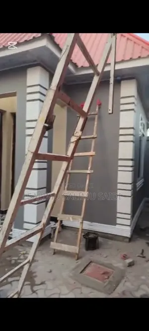 Furnished 8bdrm Duplex in Kwamkongo, Chamazi for sale