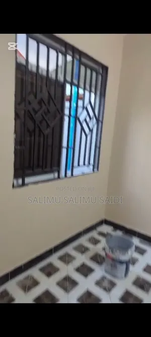 Furnished 8bdrm Duplex in Kwamkongo, Chamazi for sale