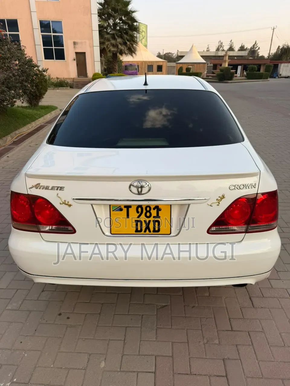 Toyota Crown 2009 White