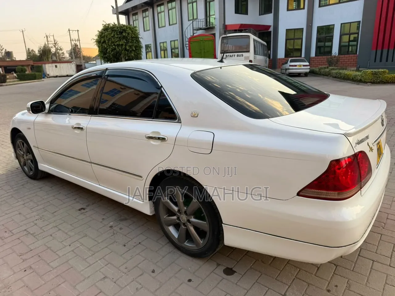 Toyota Crown 2009 White