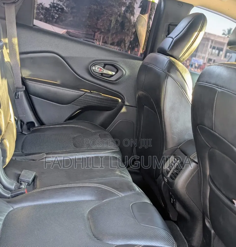 Jeep Cherokee 2014 Black