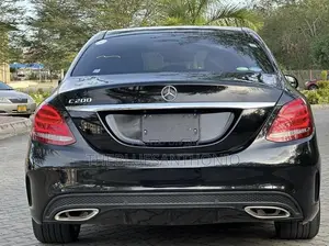 Mercedes-Benz C-Class 2016 Black
