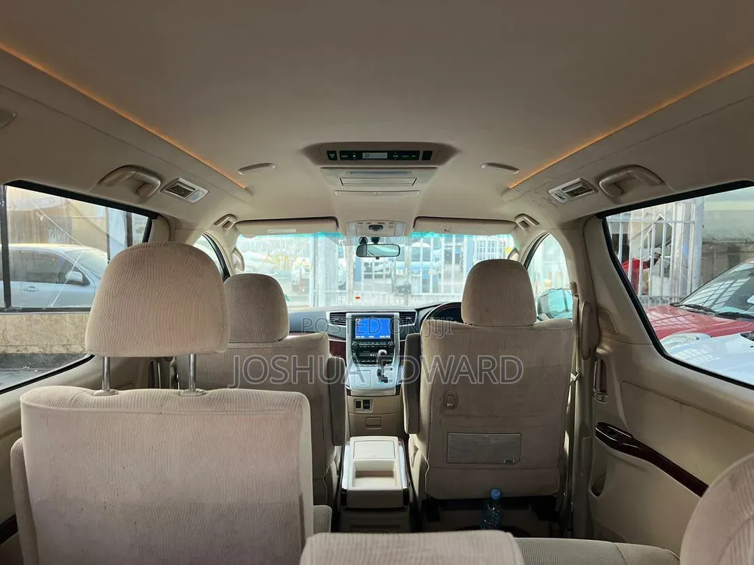 Toyota Alphard 2010 White