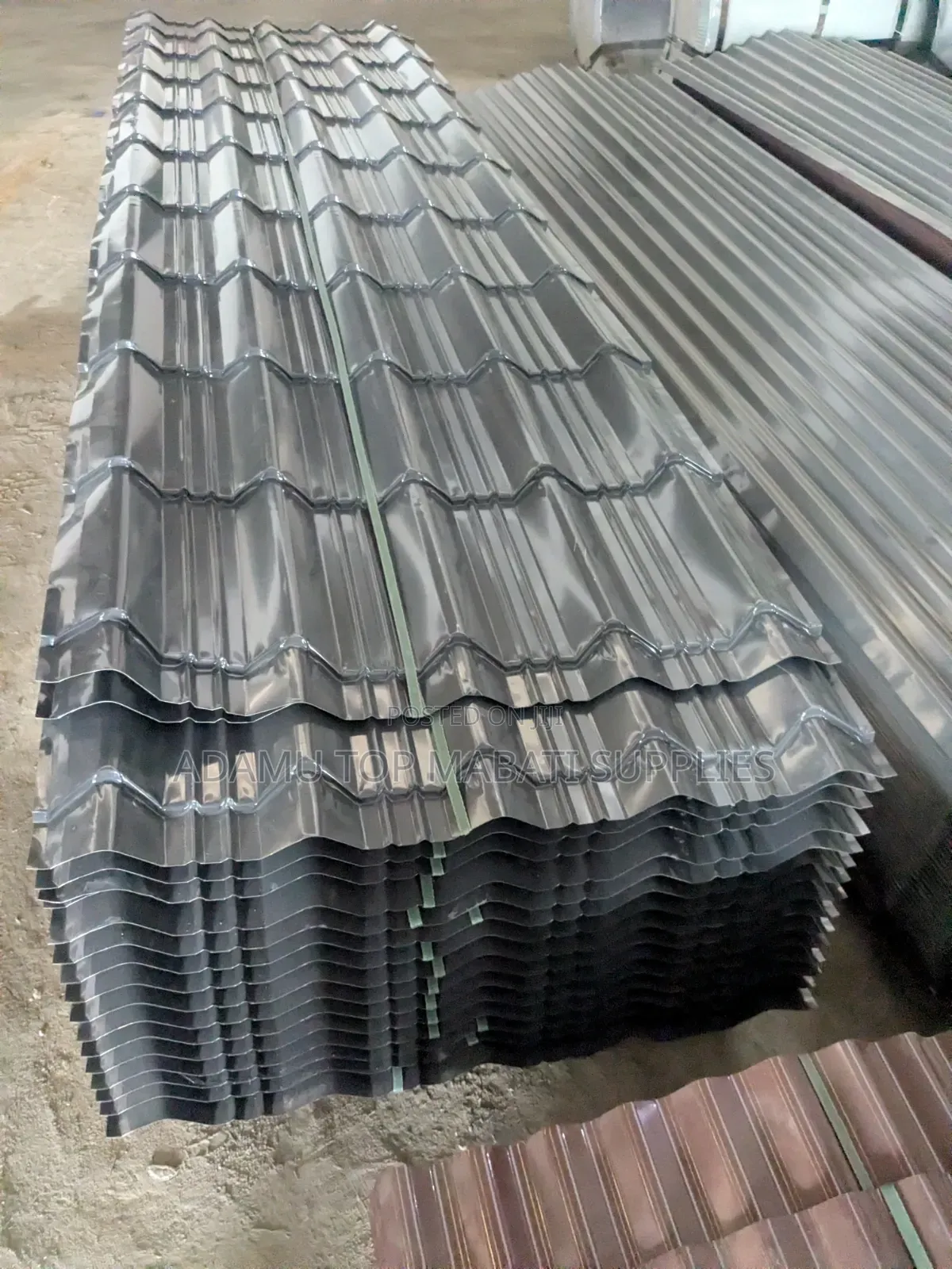 Bati Ya Versatile/Mfano Wa Kigae Isiyo Ya Chenga