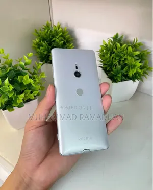 Sony Xperia XZ3 64 GB White