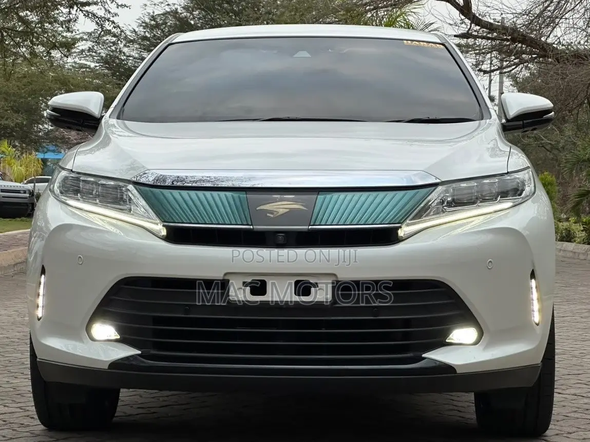 Toyota Harrier 2018 White