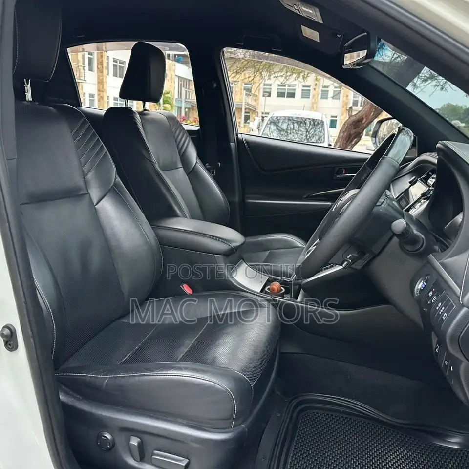 Toyota Harrier 2018 White