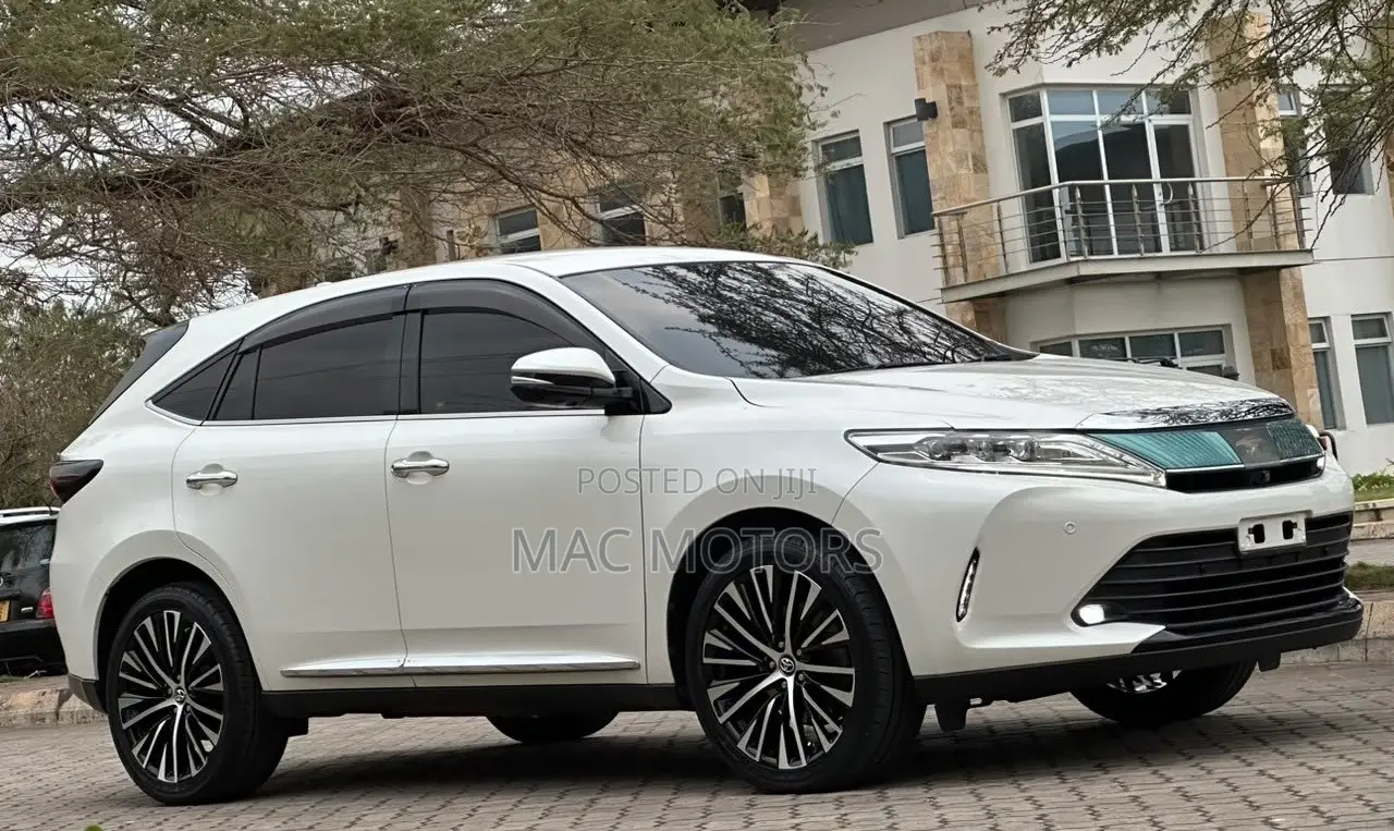 Toyota Harrier 2018 White