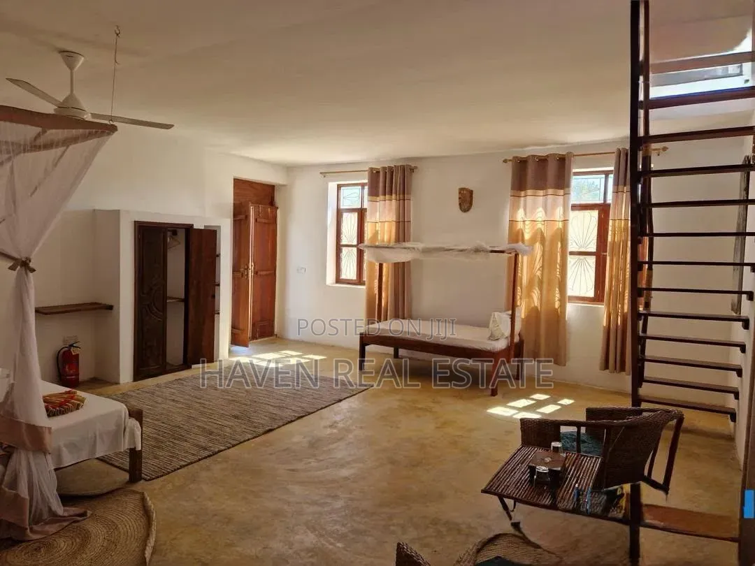 2bdrm Villa in Kati for sale