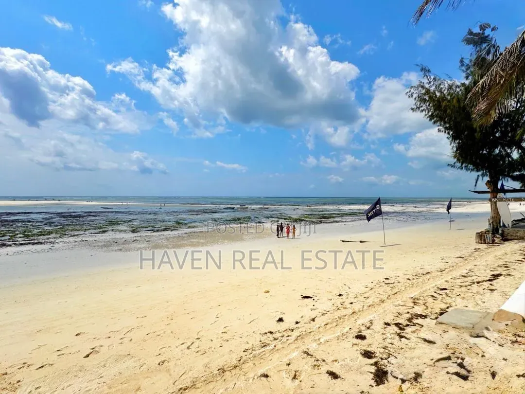 2bdrm Villa in Kati for sale