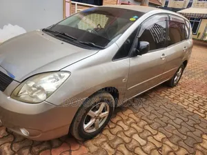 Toyota Corolla Spacio 2004 Gold