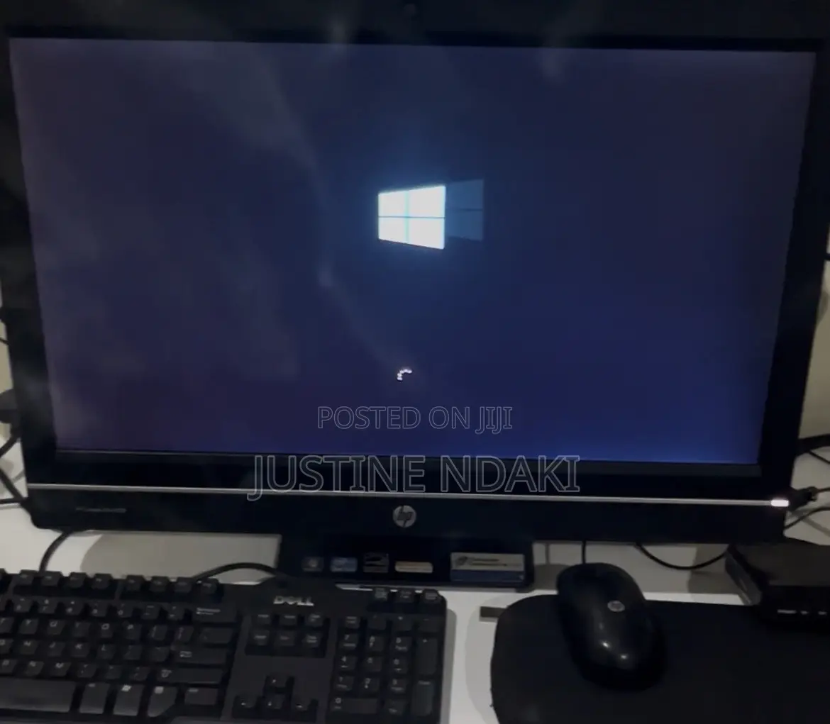Desktop Computer HP 4GB Intel Core i5 HDD 512GB