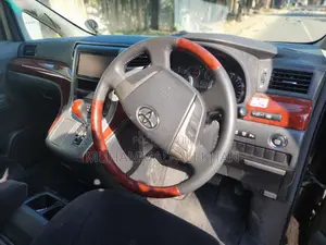 Toyota Vellfire V 2.4 4WD 8-Seater 2009 Black