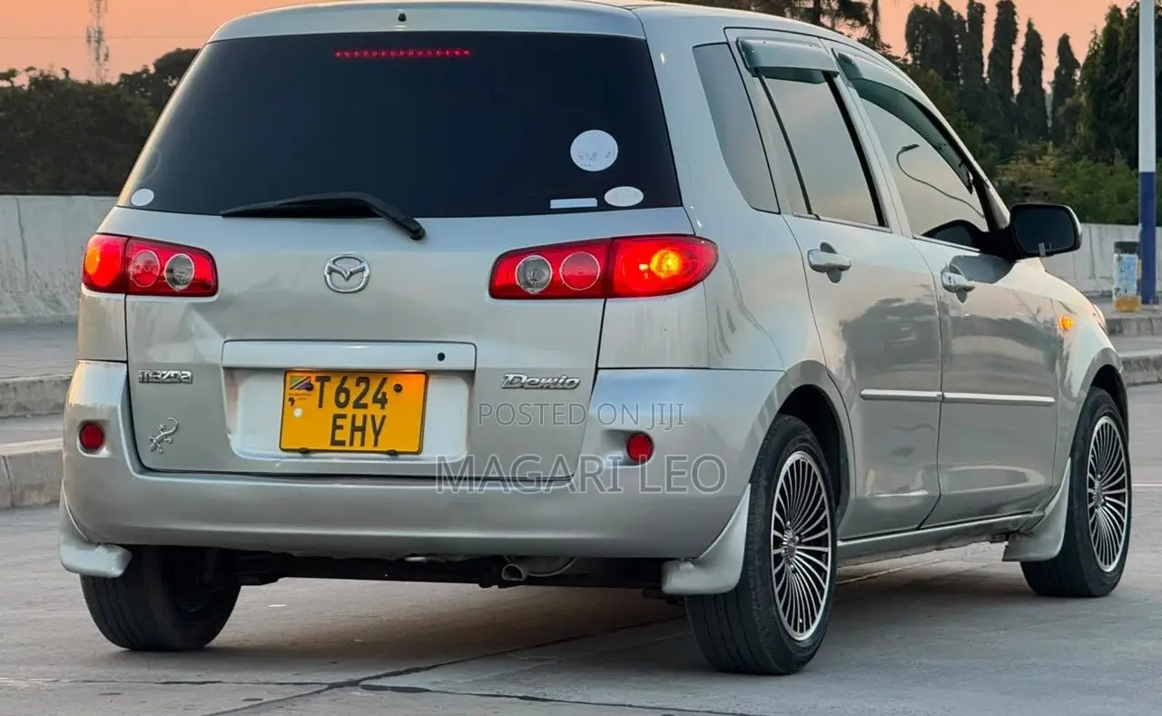 Mazda Demio 2008 Silver
