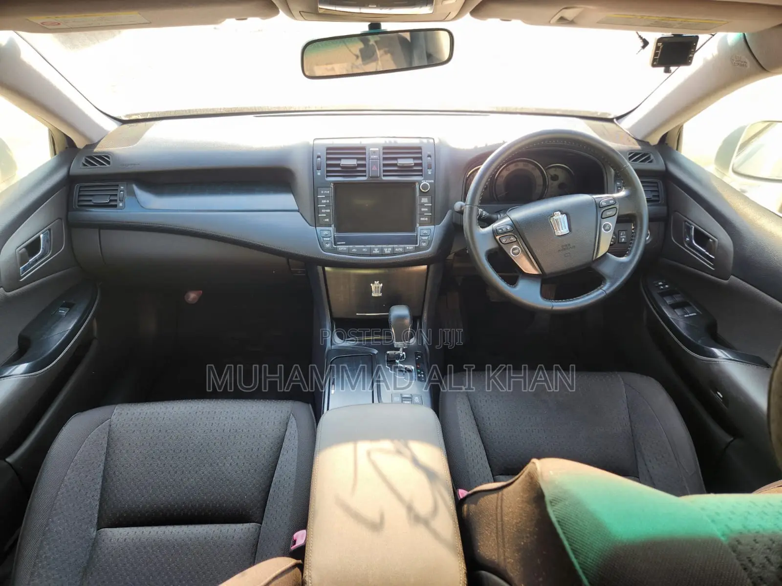 Toyota Crown 2008 White
