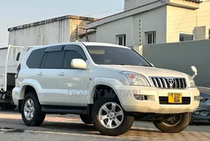 Toyota Land Cruiser Prado 2004 White