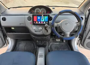 Toyota Sienta 2006 Silver