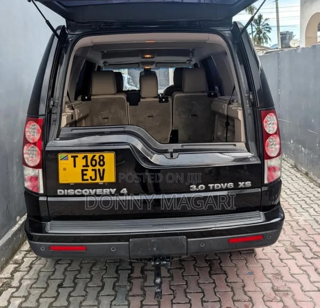 Land Rover Discovery 2014 Black