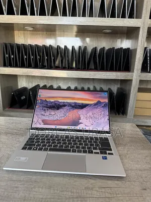 Laptop HP EliteBook 1040 G8 16GB Intel Core i7 SSD 512GB