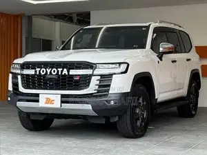 Toyota Land Cruiser 3.3 Diesel 4WD 2022 White