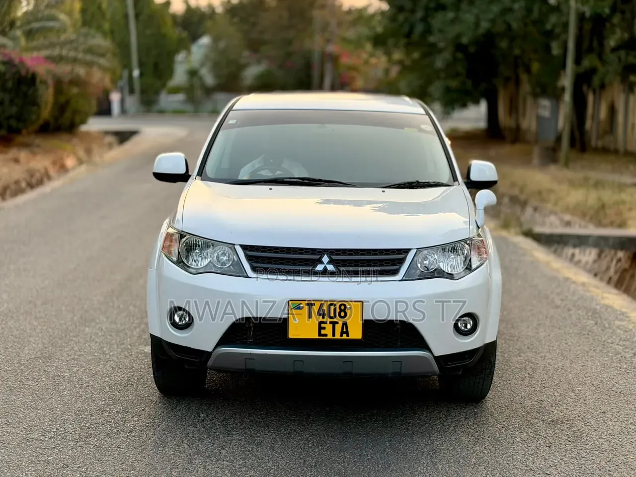 Mitsubishi RVR 2006 White