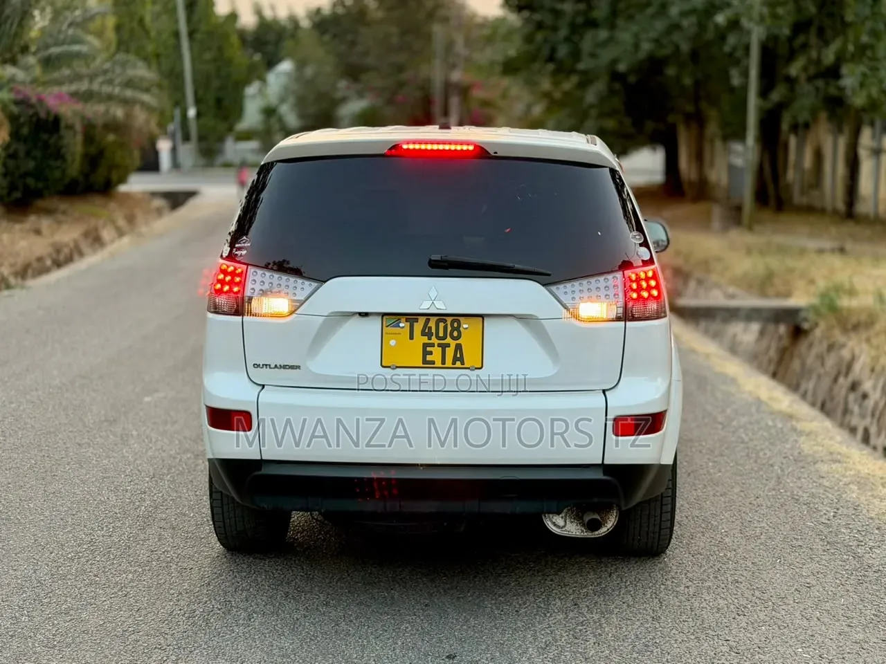 Mitsubishi RVR 2006 White