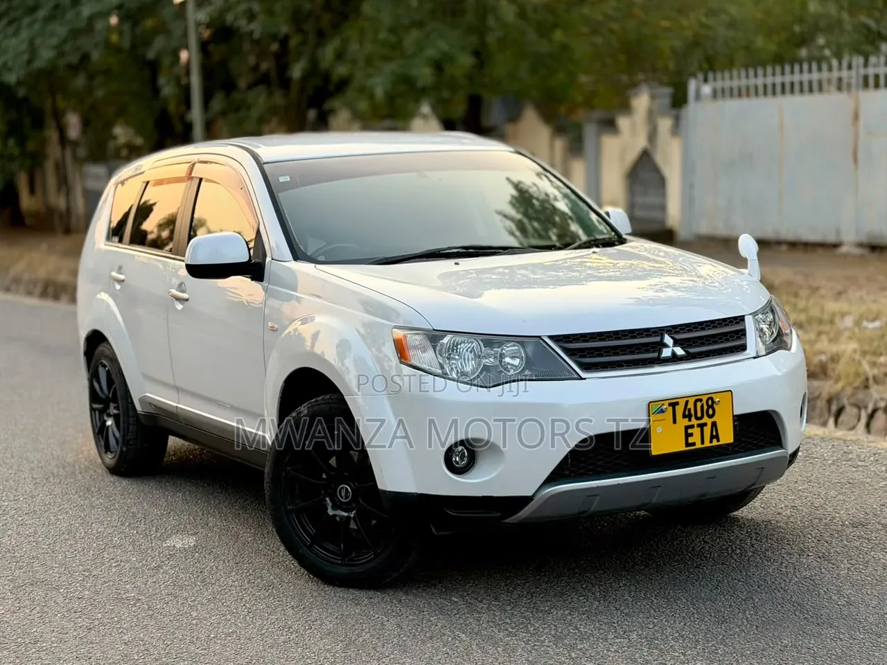 Mitsubishi RVR 2006 White