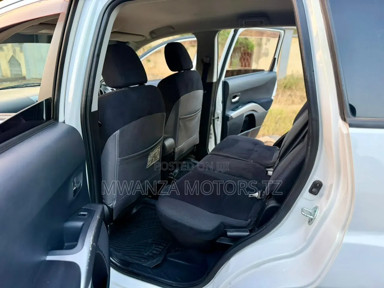 Mitsubishi RVR 2006 White