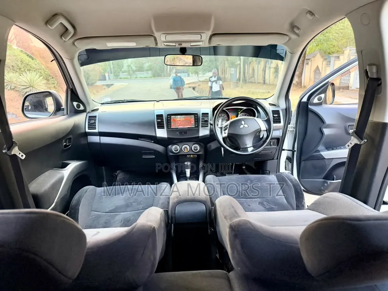 Mitsubishi RVR 2006 White