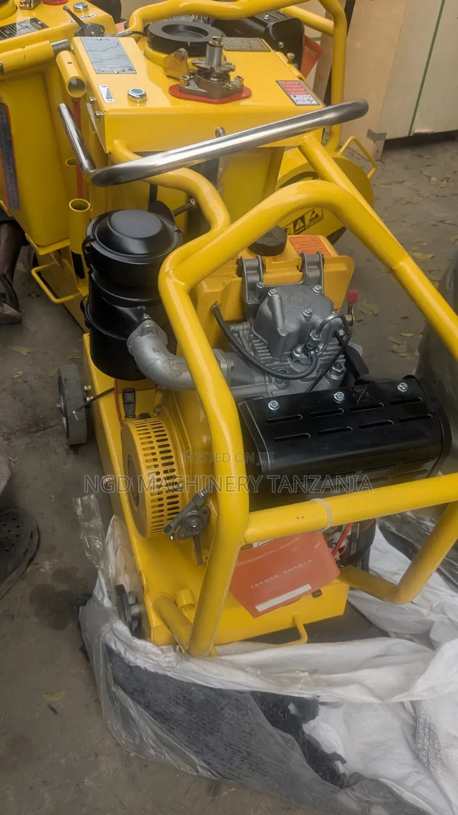 Road Cutting Machine