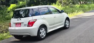 Toyota IST 2006 White
