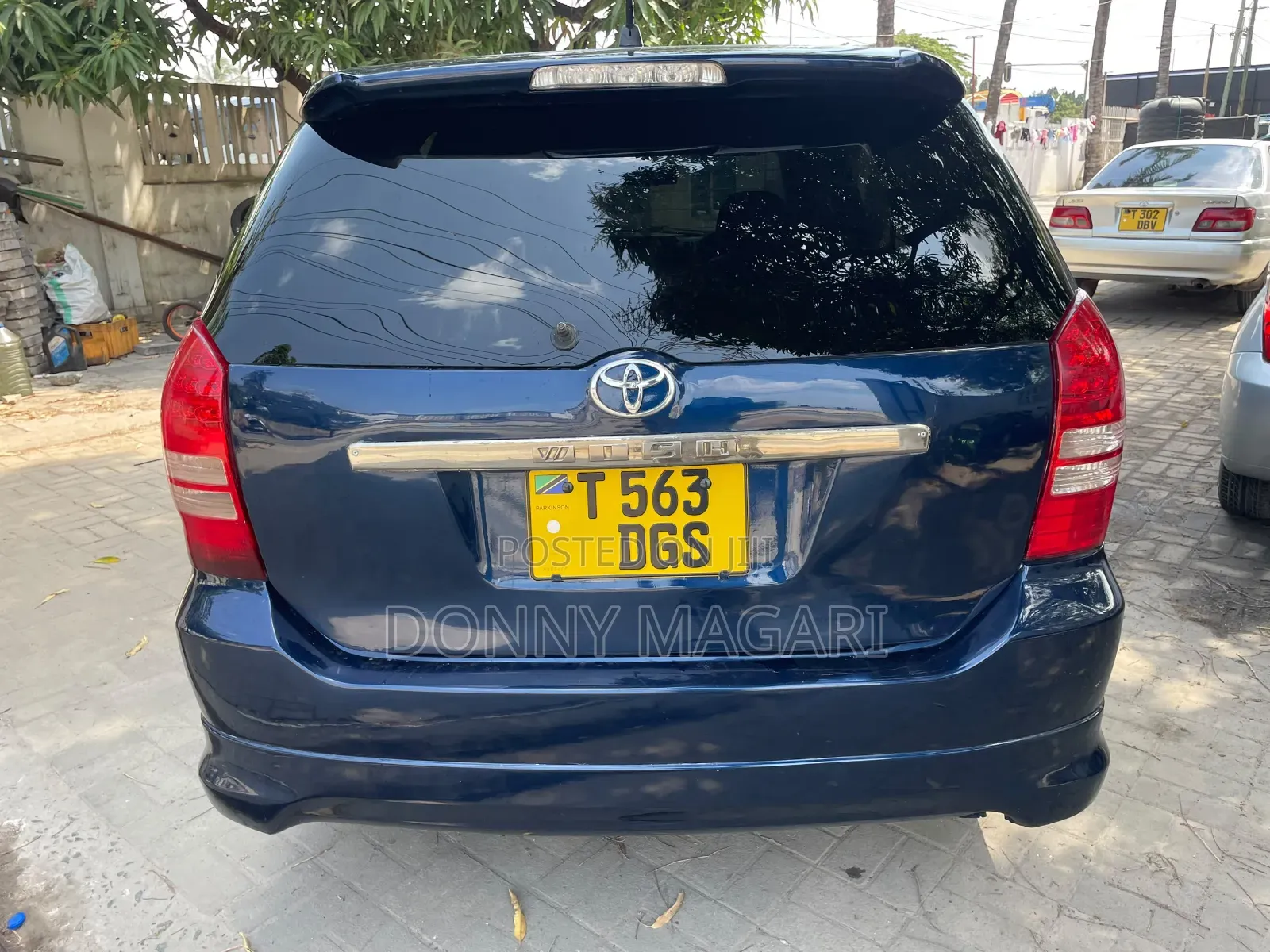 Toyota Wish 2005 Blue