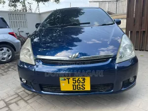 Toyota Wish 2005 Blue