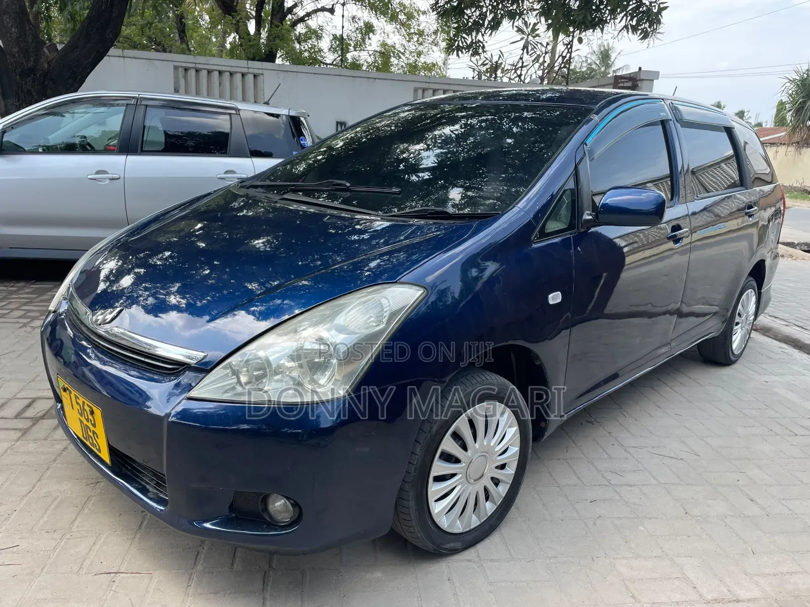 Toyota Wish 2005 Blue