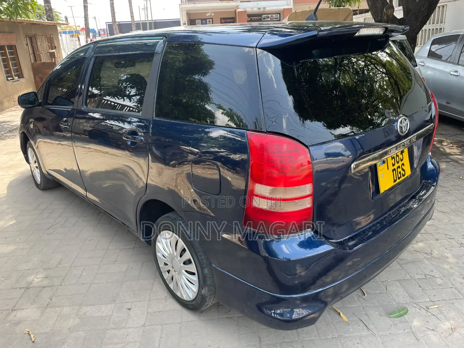 Toyota Wish 2005 Blue