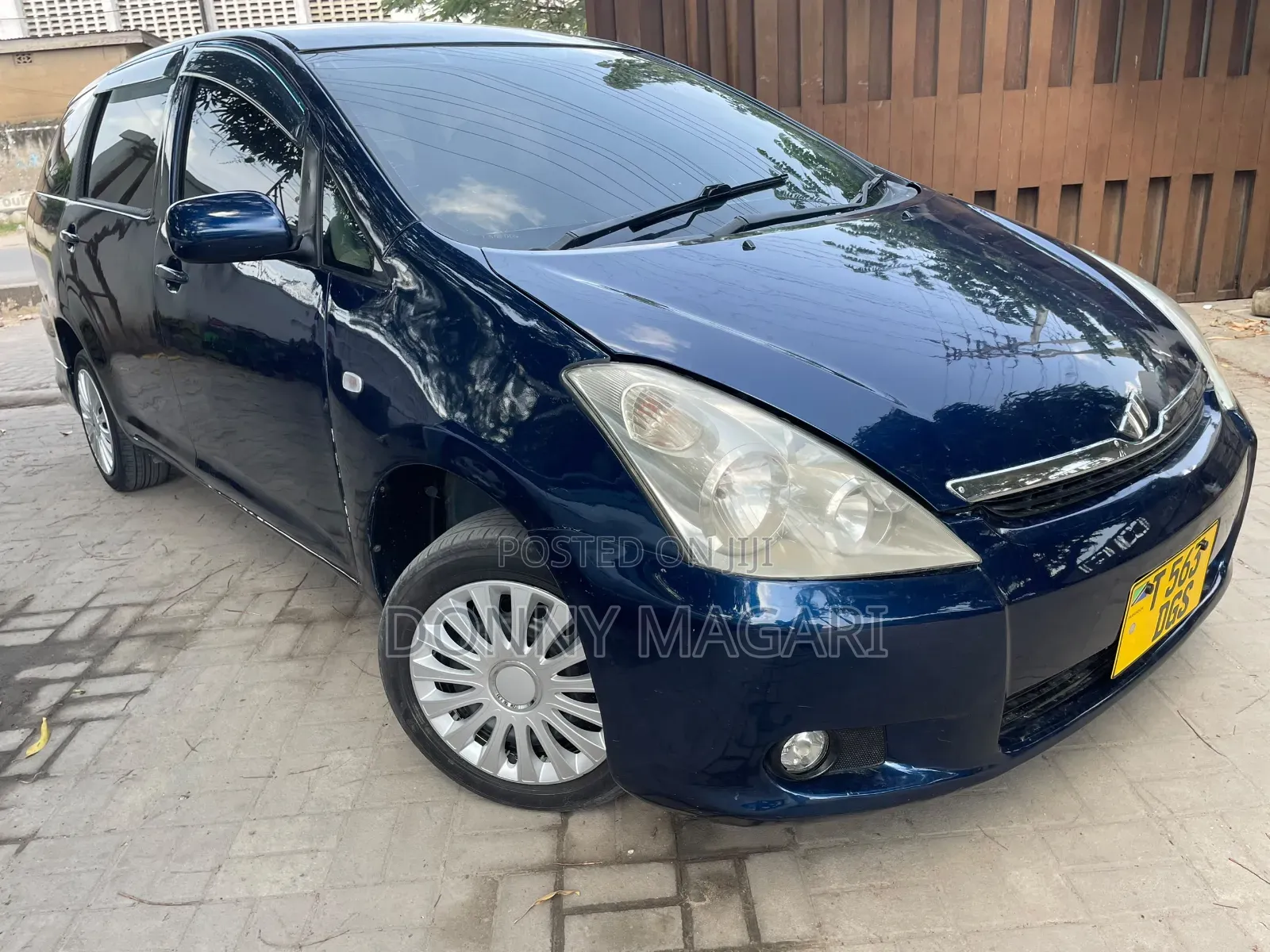 Toyota Wish 2005 Blue