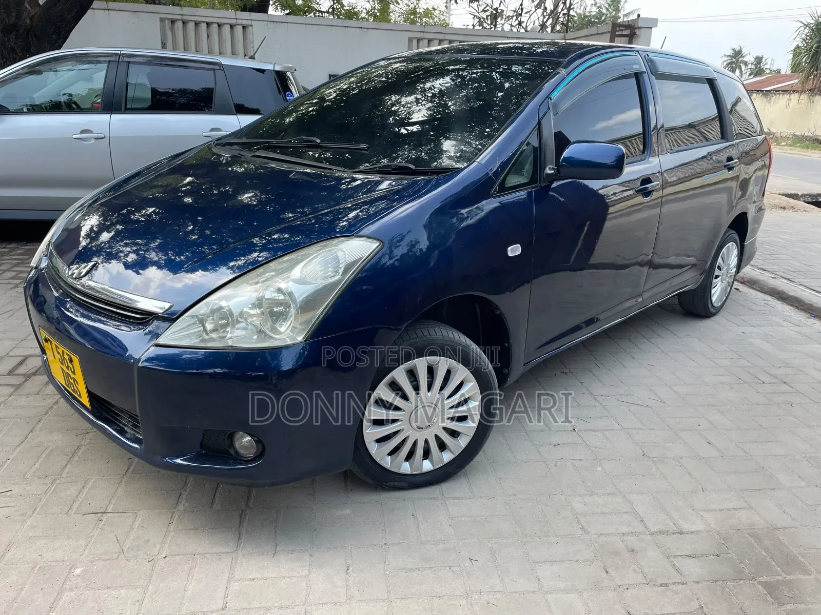 Toyota Wish 2005 Blue